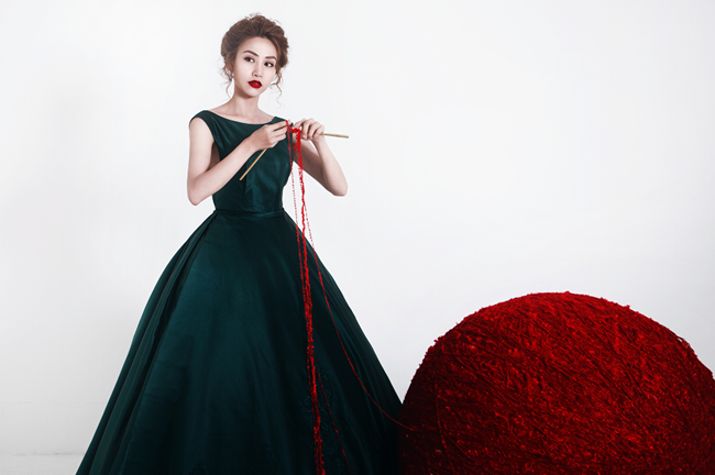 Noel 2014: Ngân Khánh hóa thành cô tiên gợi cảm mùa giáng sinh